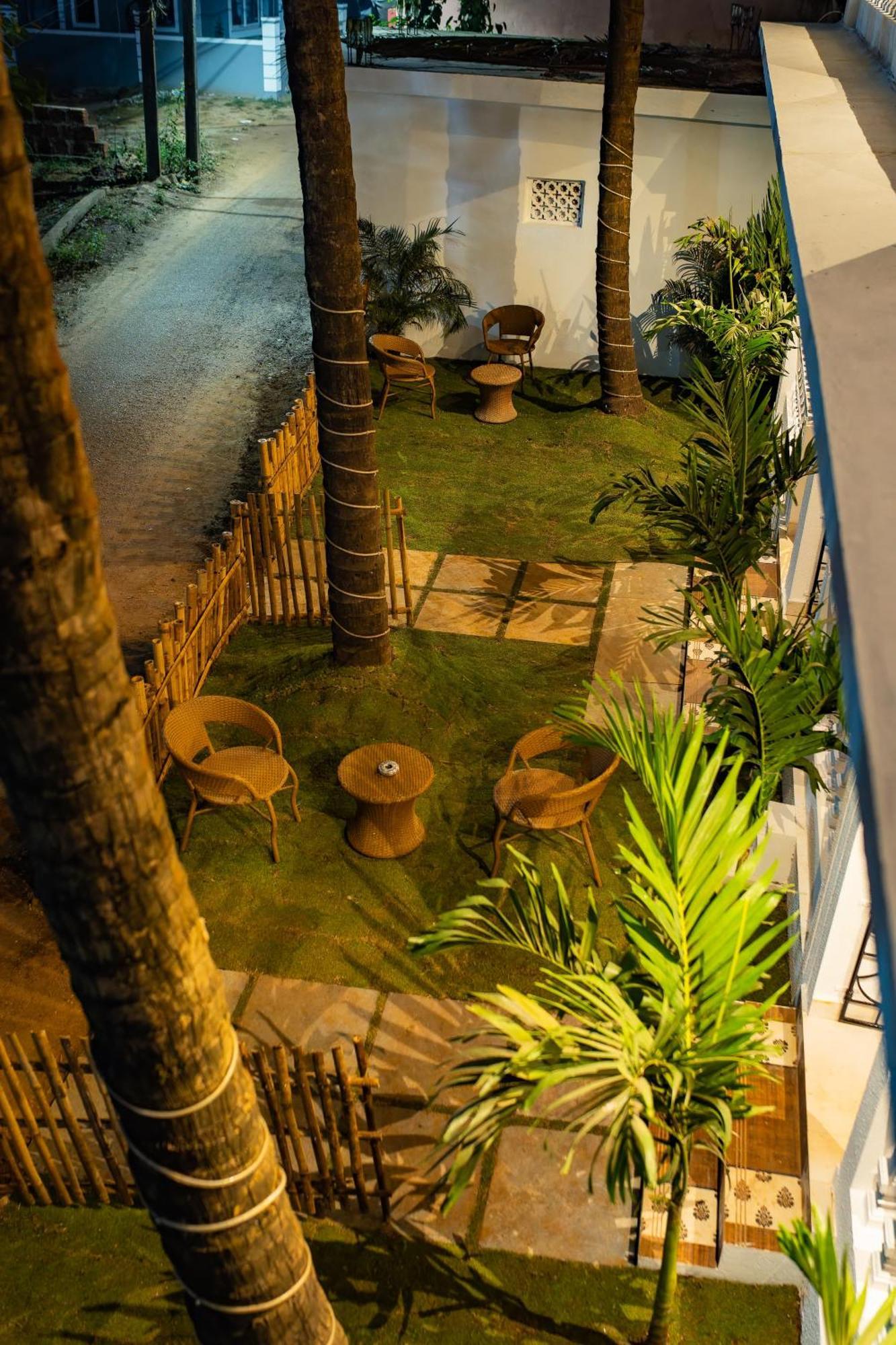 Tranquill With Hottub Homestay *